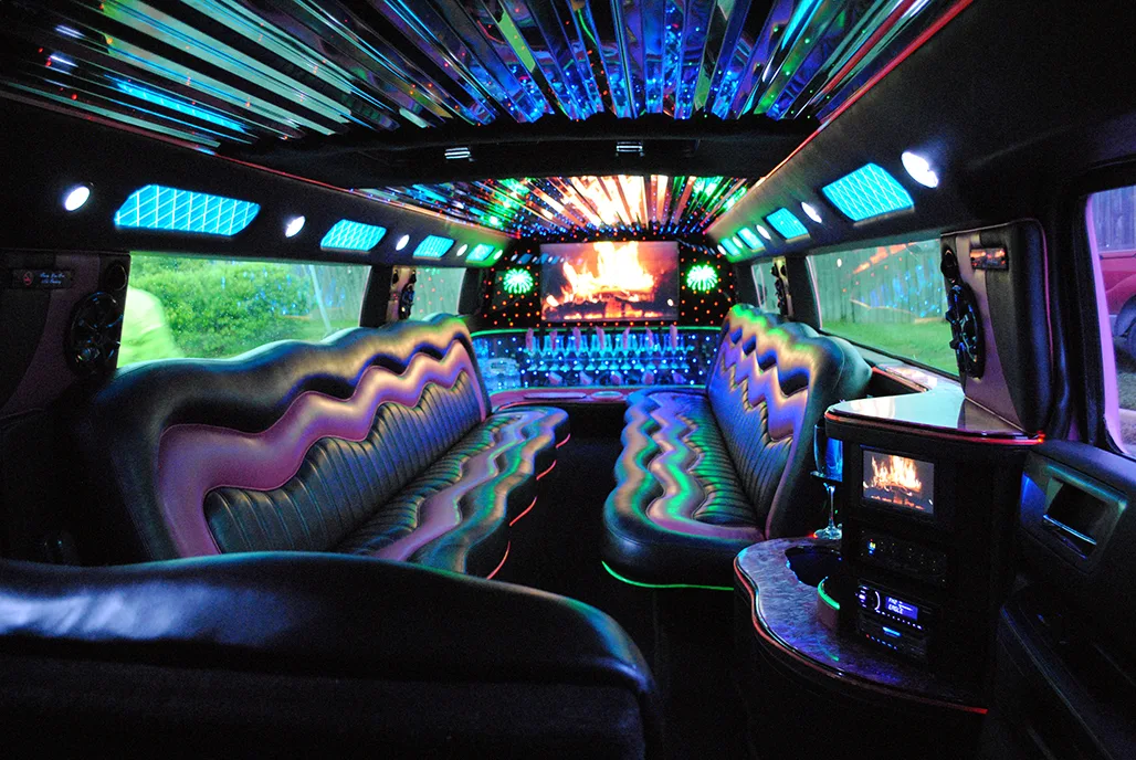 White Crest Limo luxury fleet lineup